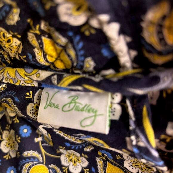 Vera Bradley Shoulder Bag in Retired Ellie Blue EUC! - Picture 5 of 7
